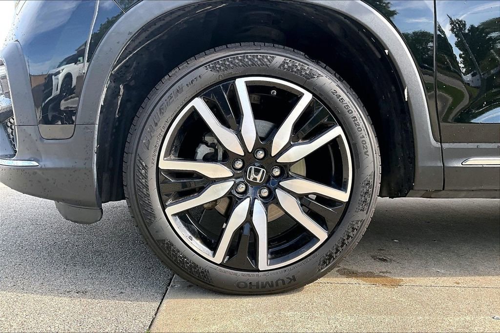 Used 2021 Honda Pilot Touring image 10