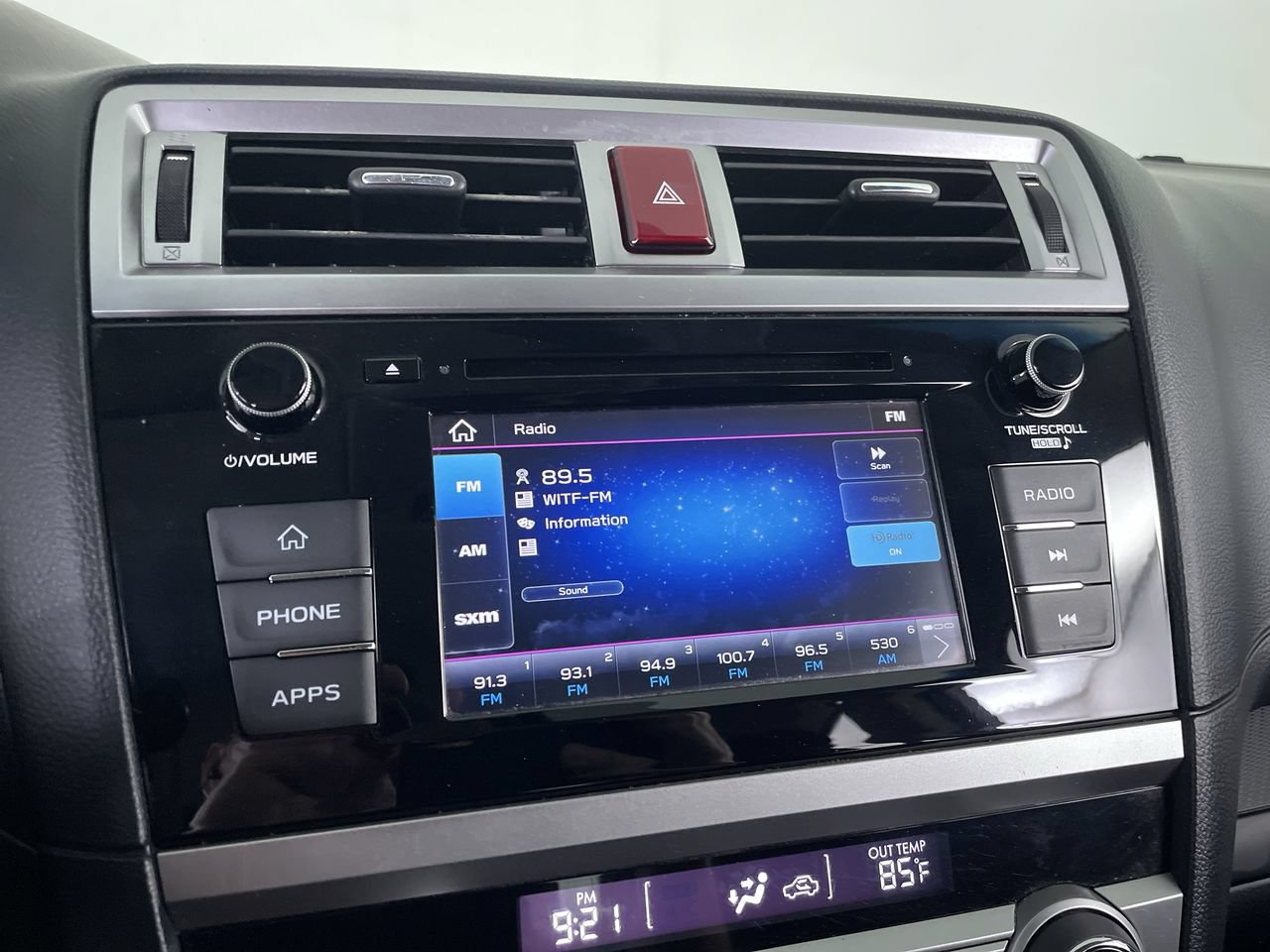 Used 2019 Subaru Outback 2.5i AWD/4WD image 14
