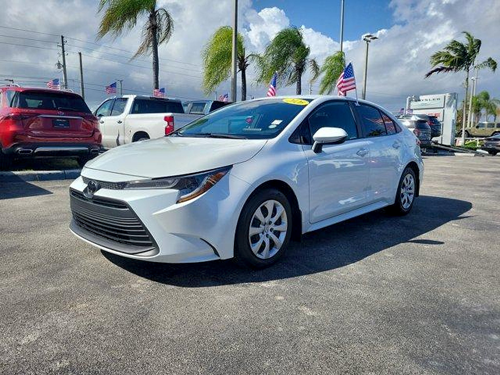 Used 2026 Toyota Corolla LE FWD image 3