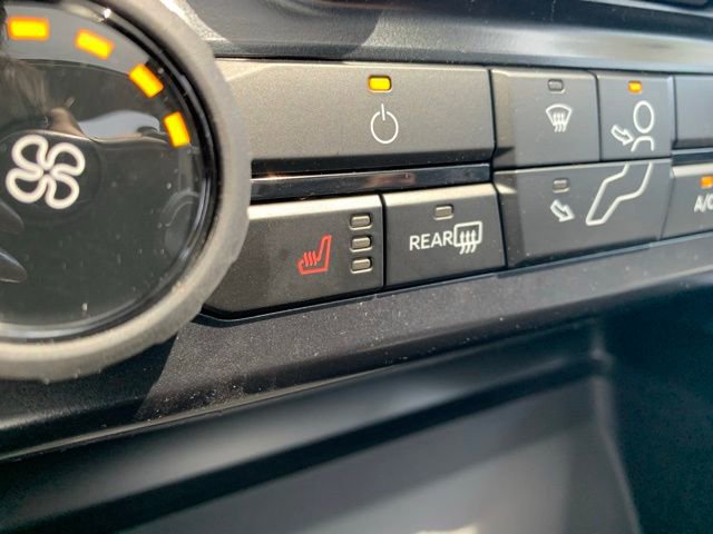 New 2025 Ford F350 XLT w/ Black Appearance Package image 21