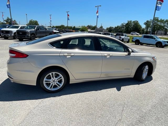 Used 2018 Ford Fusion S FWD image 11