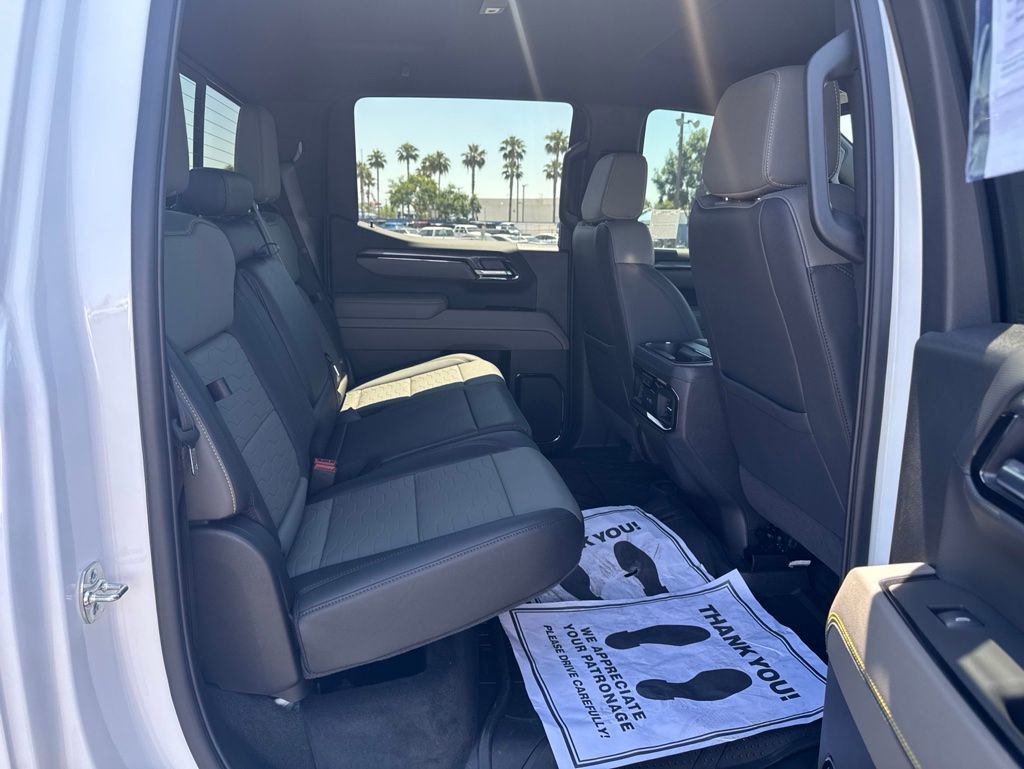 Certified 2026 Chevrolet Silverado 1500 ZR2 AWD/4WD image 12