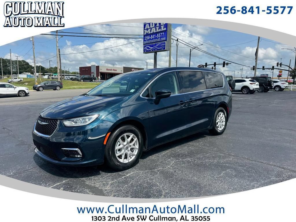 Used 2023 Chrysler Pacifica Touring-L