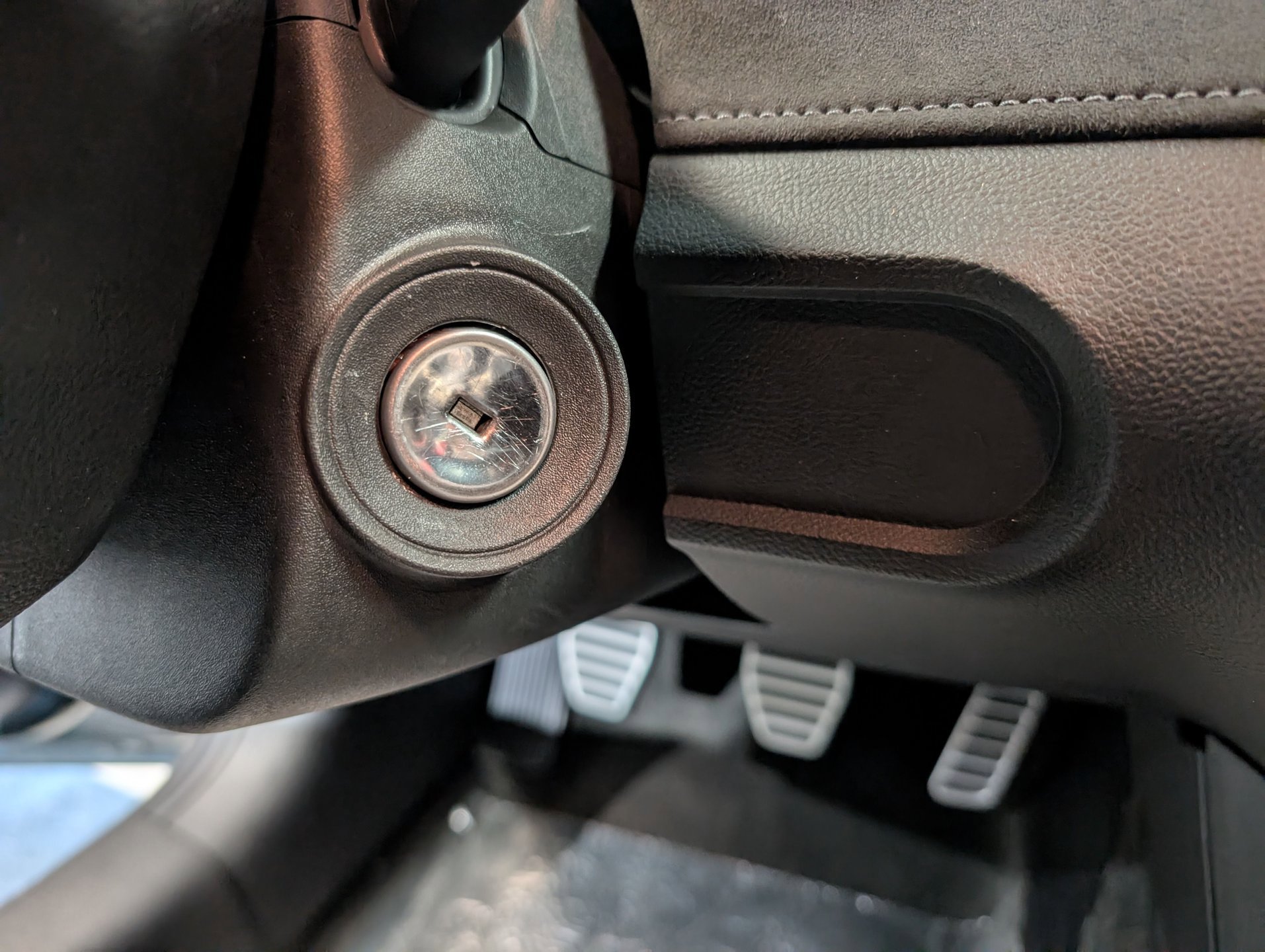 Used 2015 Chevrolet Camaro Z/28 RWD image 73