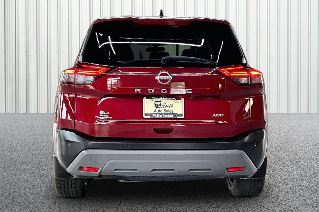 Used 2022 Nissan Rogue S AWD/4WD image 5