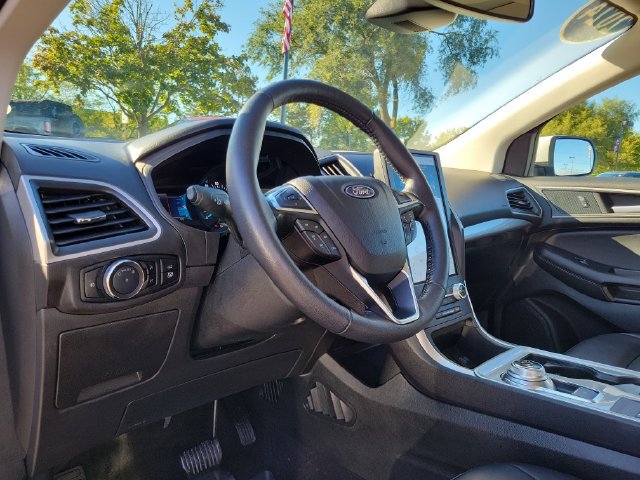 Certified 2024 Ford Edge SEL w/ Convenience Package AWD/4WD image 10