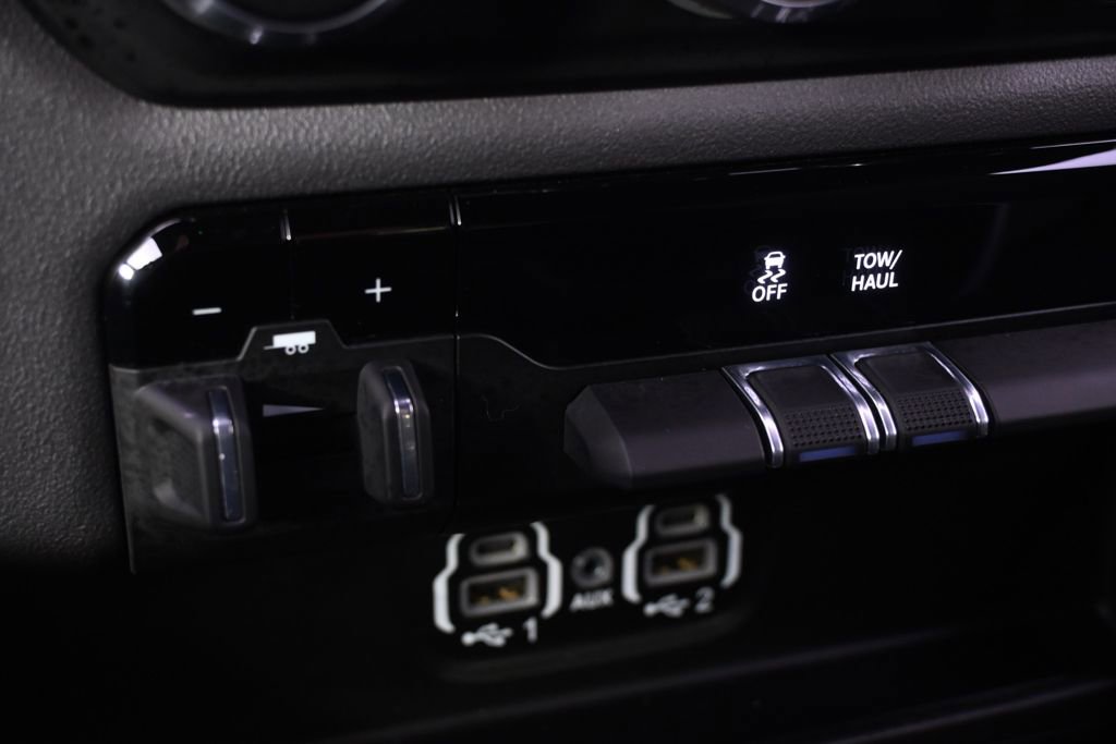 Used 2023 RAM 1500 Big Horn AWD/4WD image 31