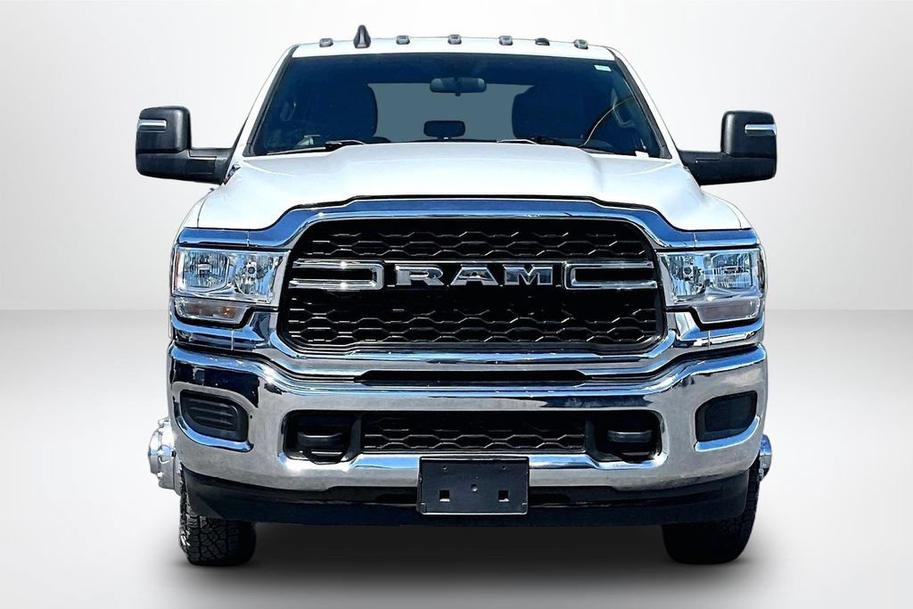 Used 2024 RAM 3500 Tradesman w/ Chrome Appearance Group AWD/4WD image 2
