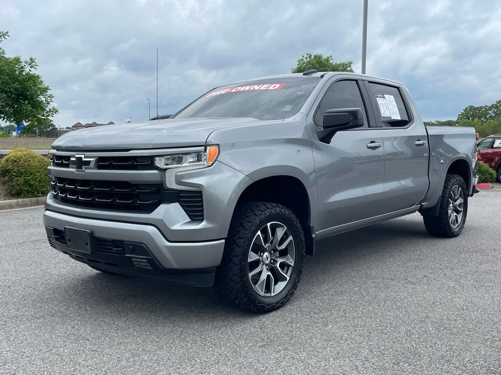 Used 2023 Chevrolet Silverado 1500 RST AWD/4WD image 3