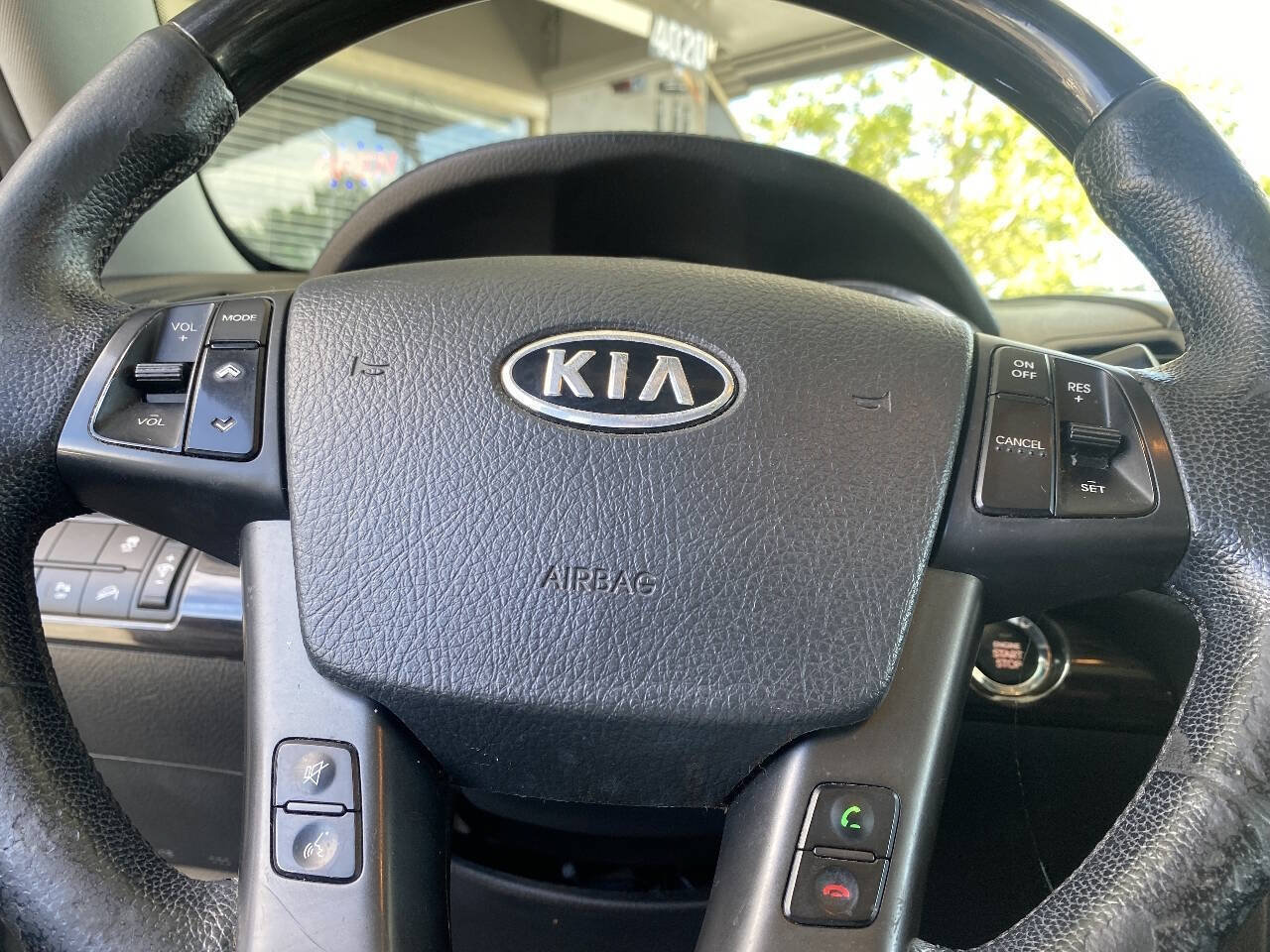 Used 2013 Kia Sorento SX w/ SX Premium Pkg FWD image 32