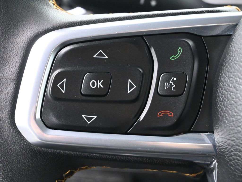 Used 2024 Jeep Wrangler Sahara image 22