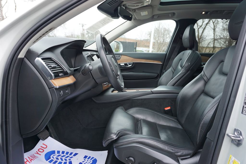 Used 2020 Volvo XC90 T6 Inscription w/ Protection Package image 9
