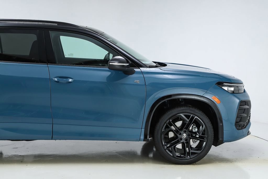 New 2026 Volkswagen Tiguan SE R-Line image 51