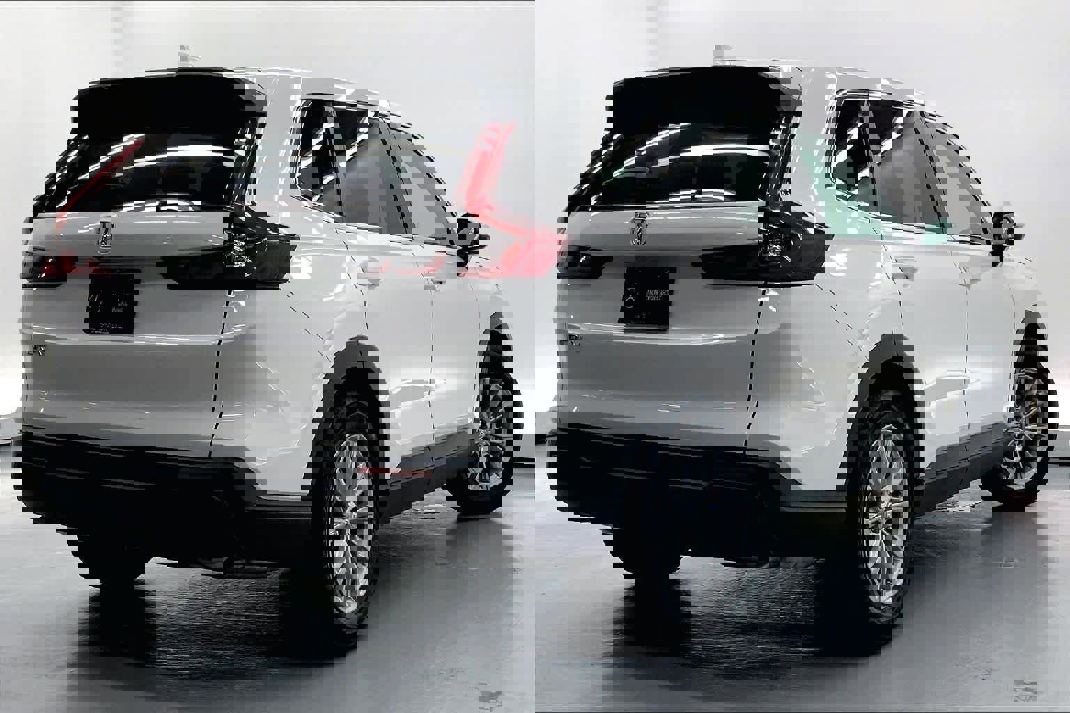 Used 2025 Honda CR-V EX-L image 4