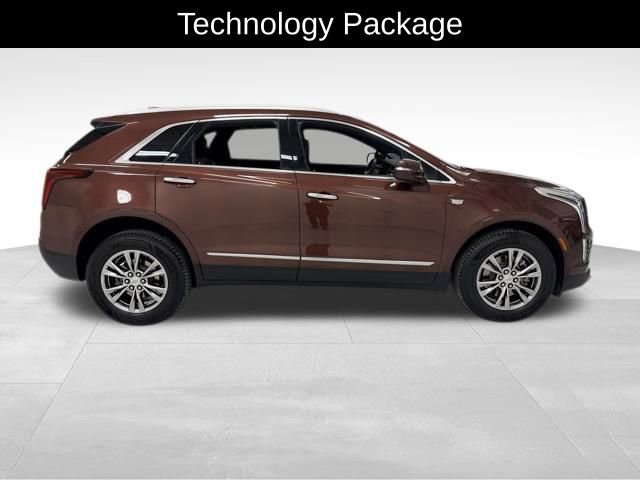 Certified 2022 Cadillac XT5 Premium Luxury w/ Technology Package AWD/4WD image 7