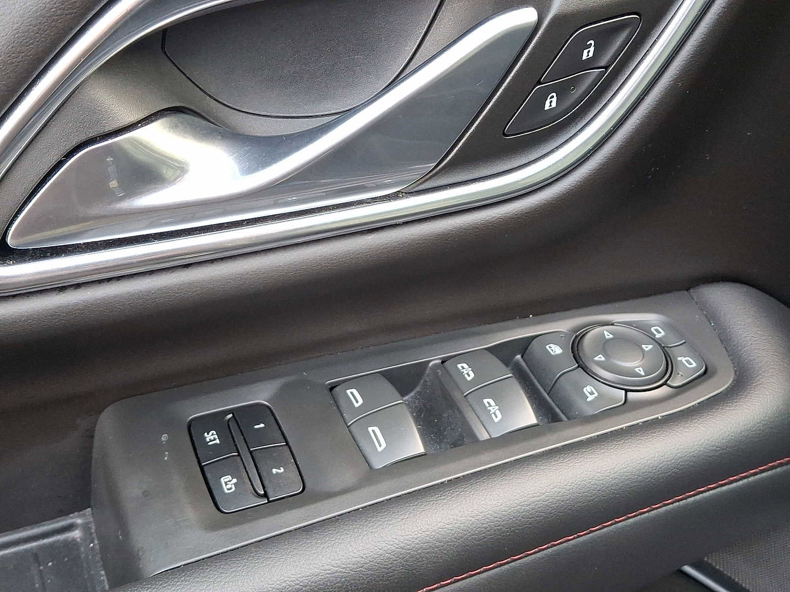 Used 2022 Chevrolet Tahoe RST w/ Luxury Package image 15