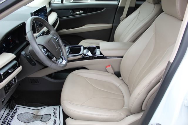 Certified 2023 Lincoln Nautilus Reserve image 14