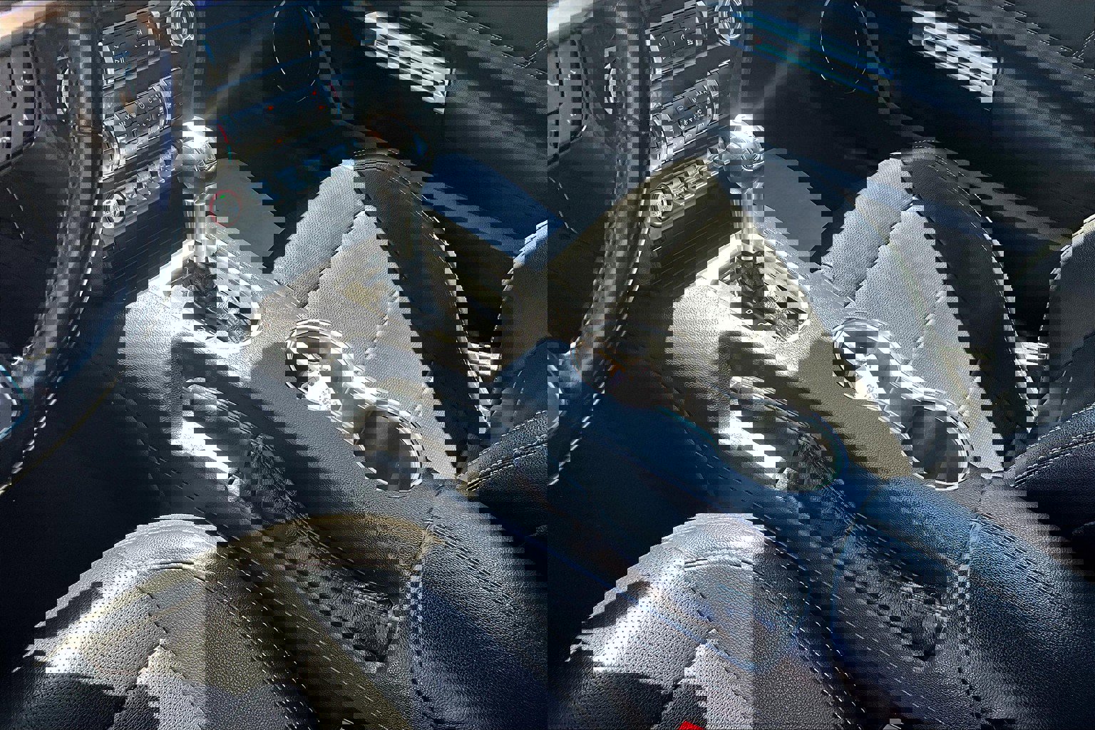 Used 2022 Ford Mustang Premium image 15