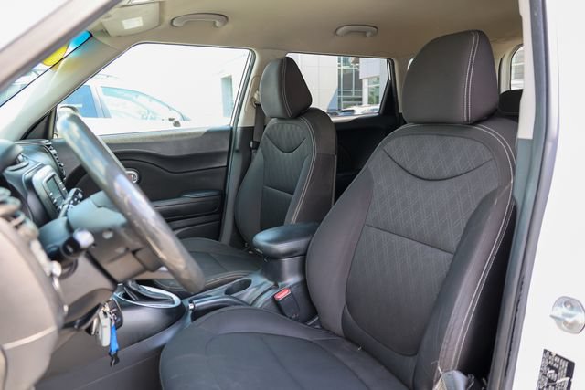 Used 2017 Kia Soul w/ Convenience Package FWD image 31