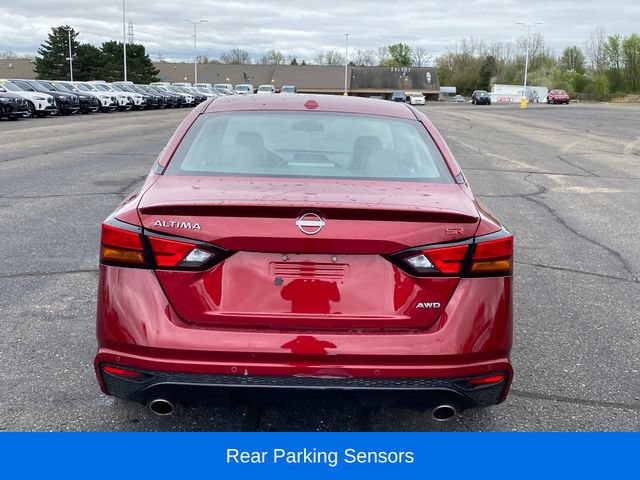 Used 2023 Nissan Altima 2.5 SR AWD/4WD image 4
