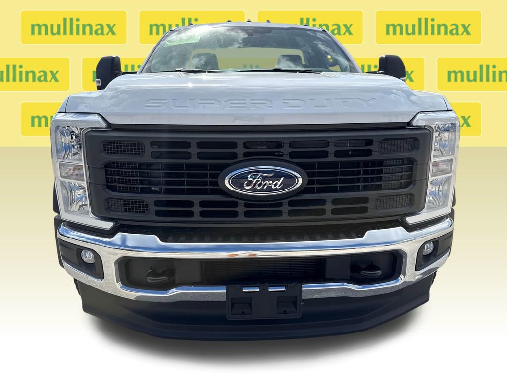 New 2026 Ford F450 XL w/ XL Chrome Package image 11