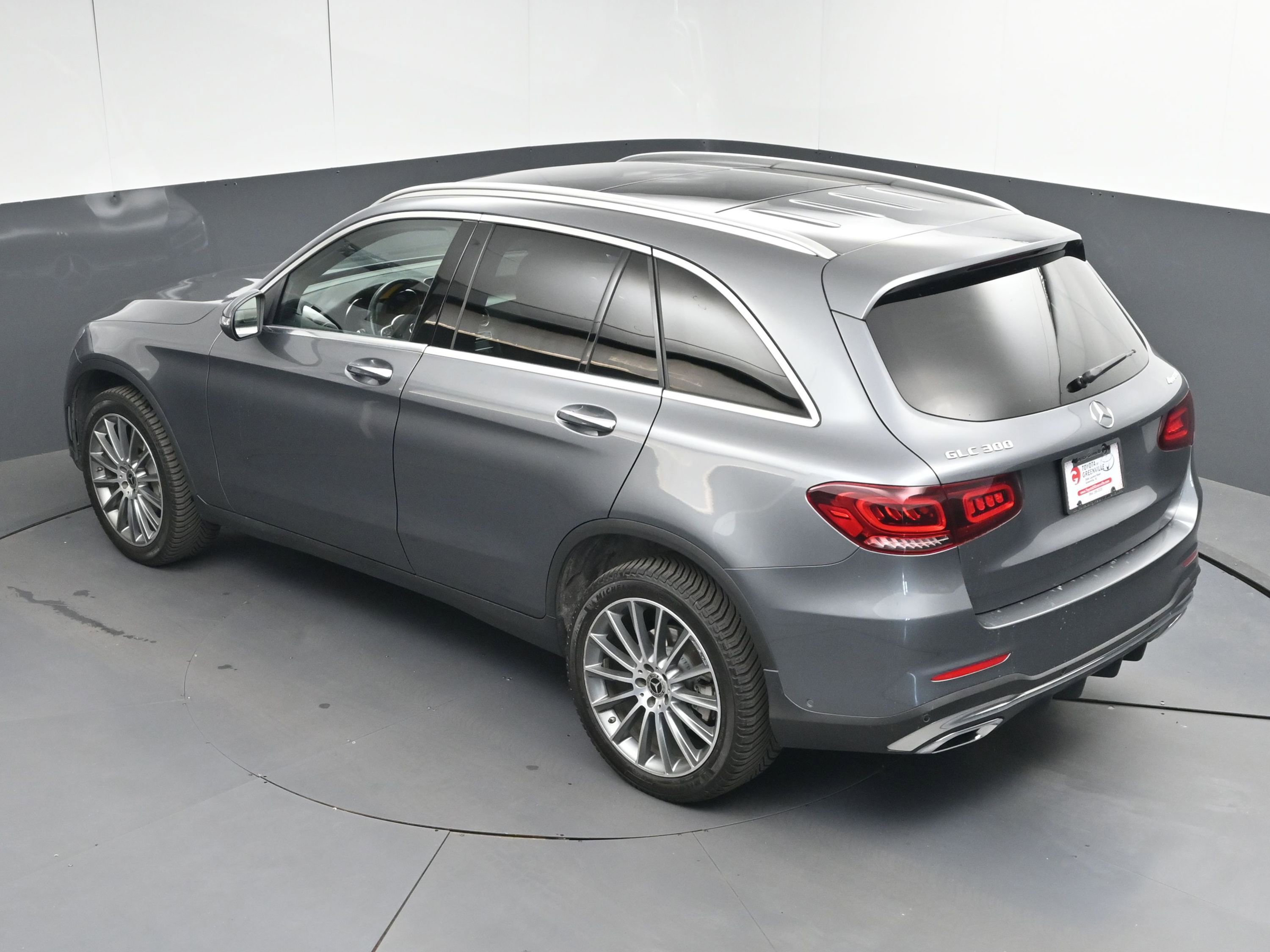 Used 2021 Mercedes-Benz GLC 300 4MATIC image 34