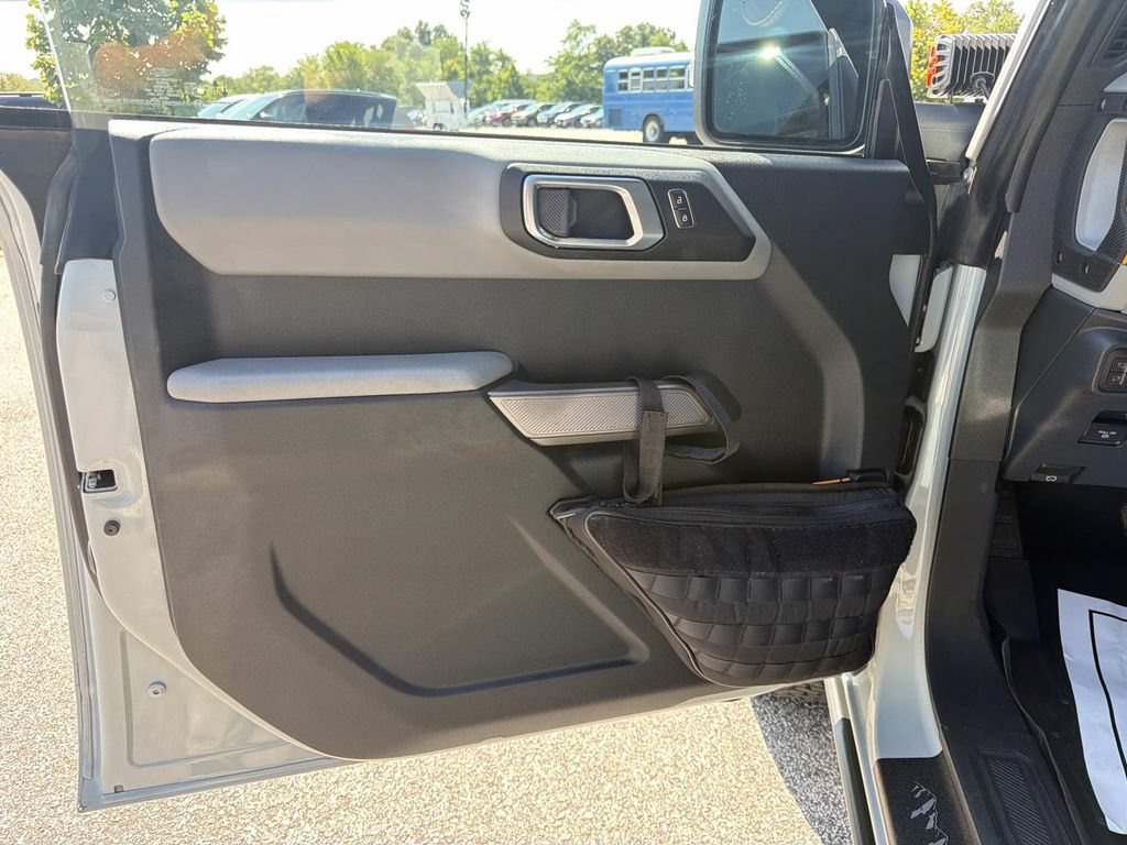 Used 2022 Ford Bronco Badlands AWD/4WD image 15