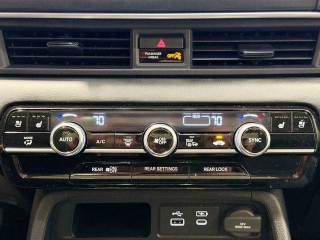 Used 2025 Honda Pilot Elite image 14