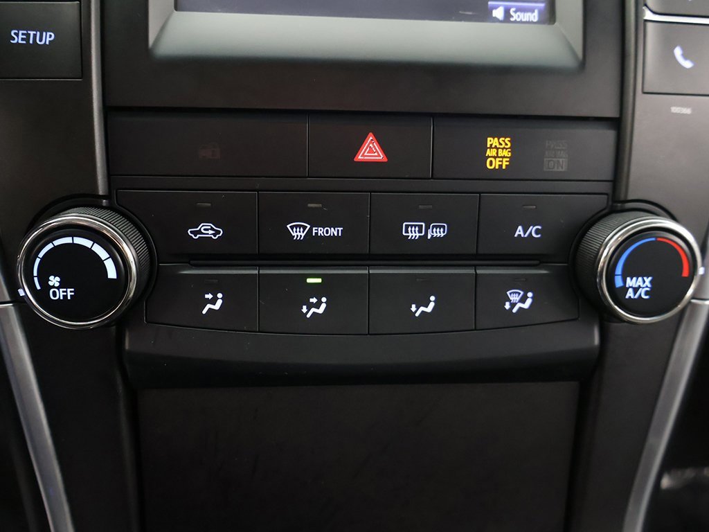 Used 2015 Toyota Camry SE image 42