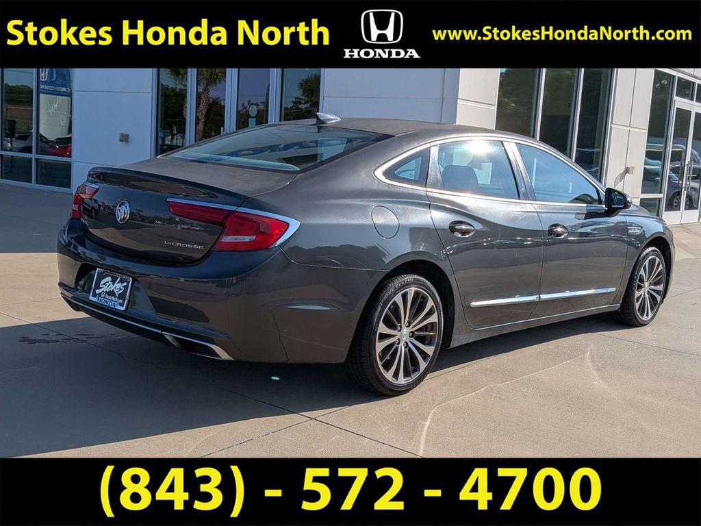 Used 2017 Buick LaCrosse Essence w/ Sun and Shade Package FWD image 4