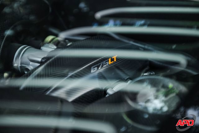 Used 2016 McLaren 675LT Coupe RWD image 40