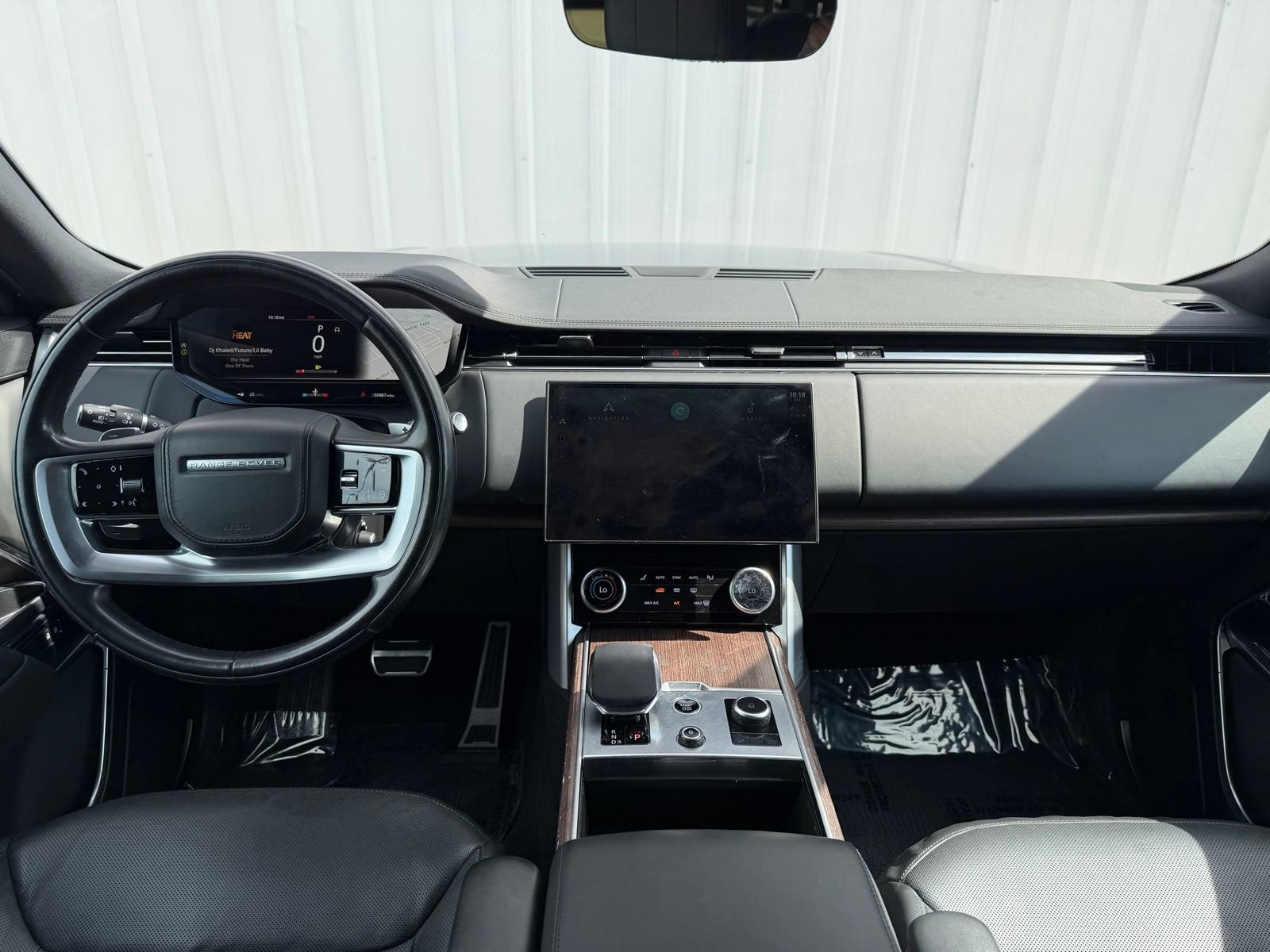 Used 2023 Land Rover Range Rover SE AWD/4WD image 16