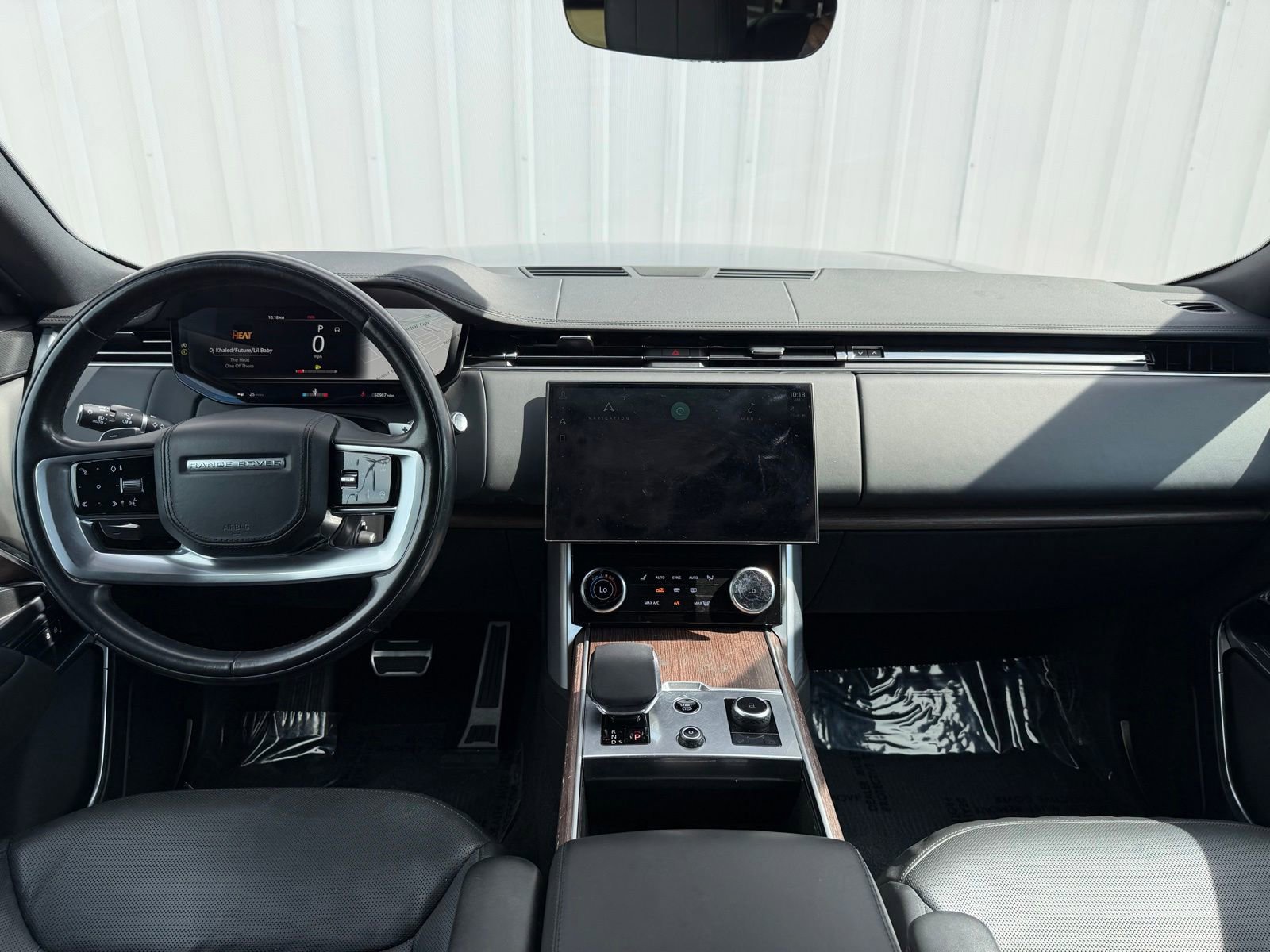 Used 2023 Land Rover Range Rover SE AWD/4WD image 16