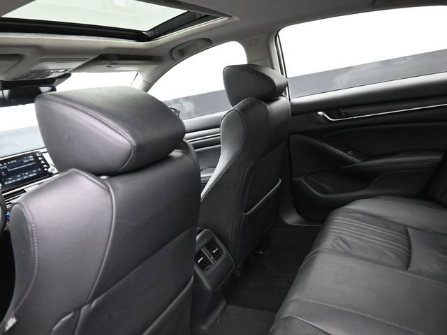 Used 2019 Honda Accord Touring image 19