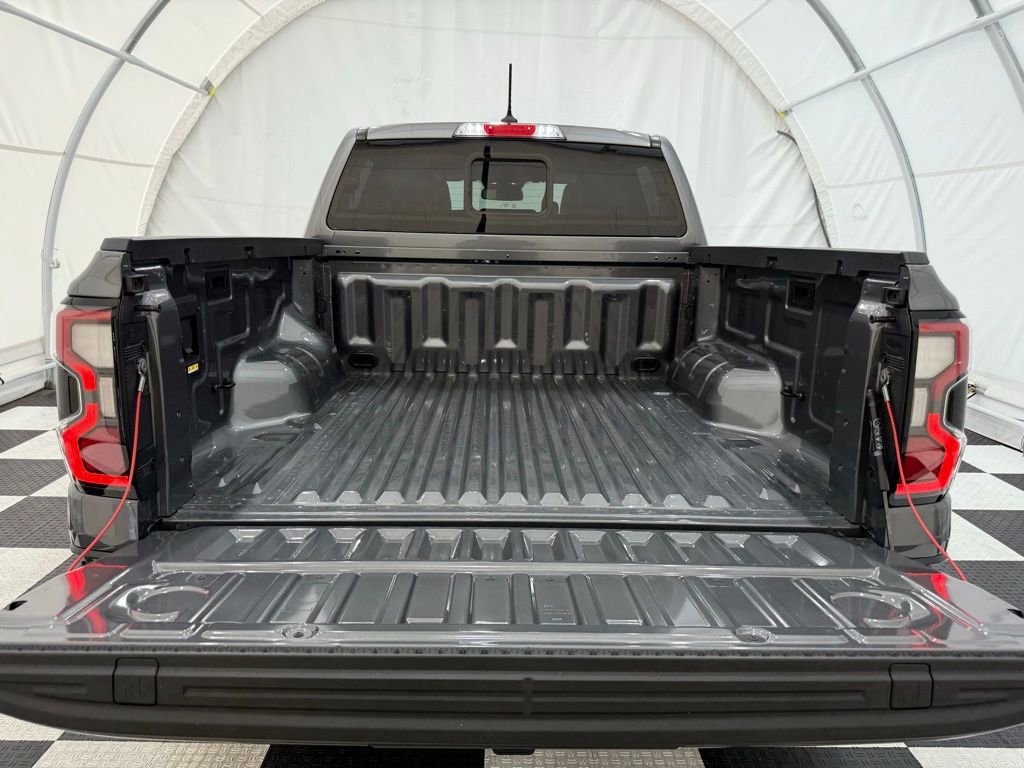 New 2025 Ford Ranger Raptor video 4