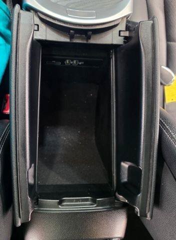 Used 2019 Mercedes-Benz GLC 300 4MATIC w/ Premium Package image 22