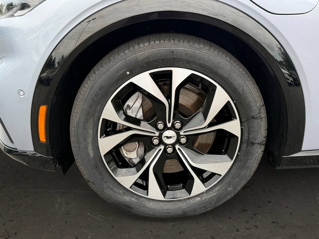 Used 2022 Ford Mustang Mach-E Premium RWD image 27