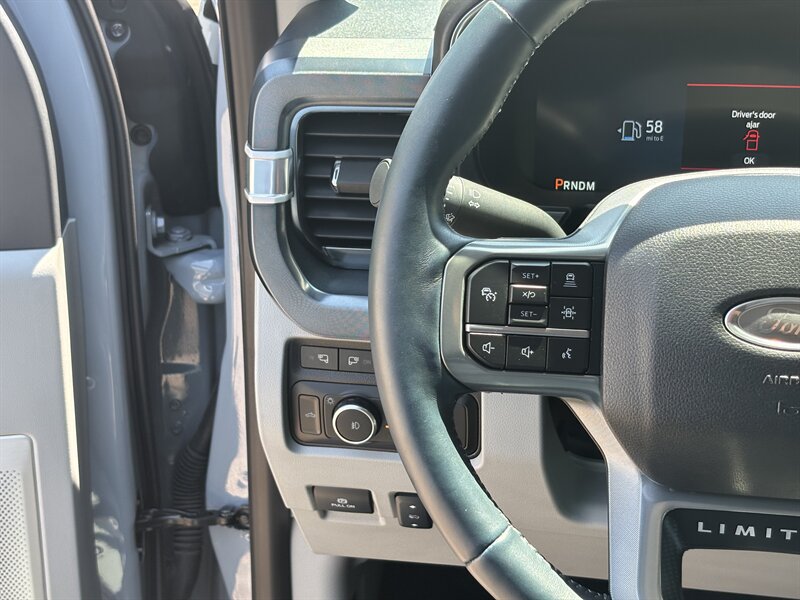 Used 2024 Ford F250 Limited AWD/4WD image 29