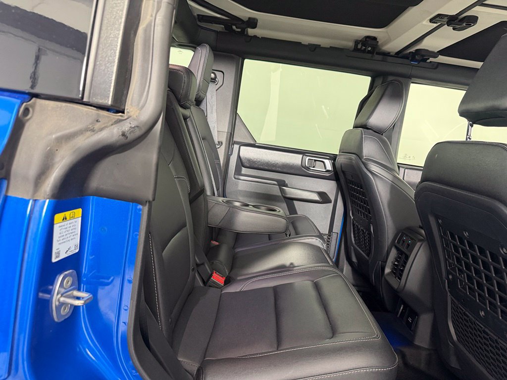 Used 2025 Ford Bronco Badlands AWD/4WD image 19
