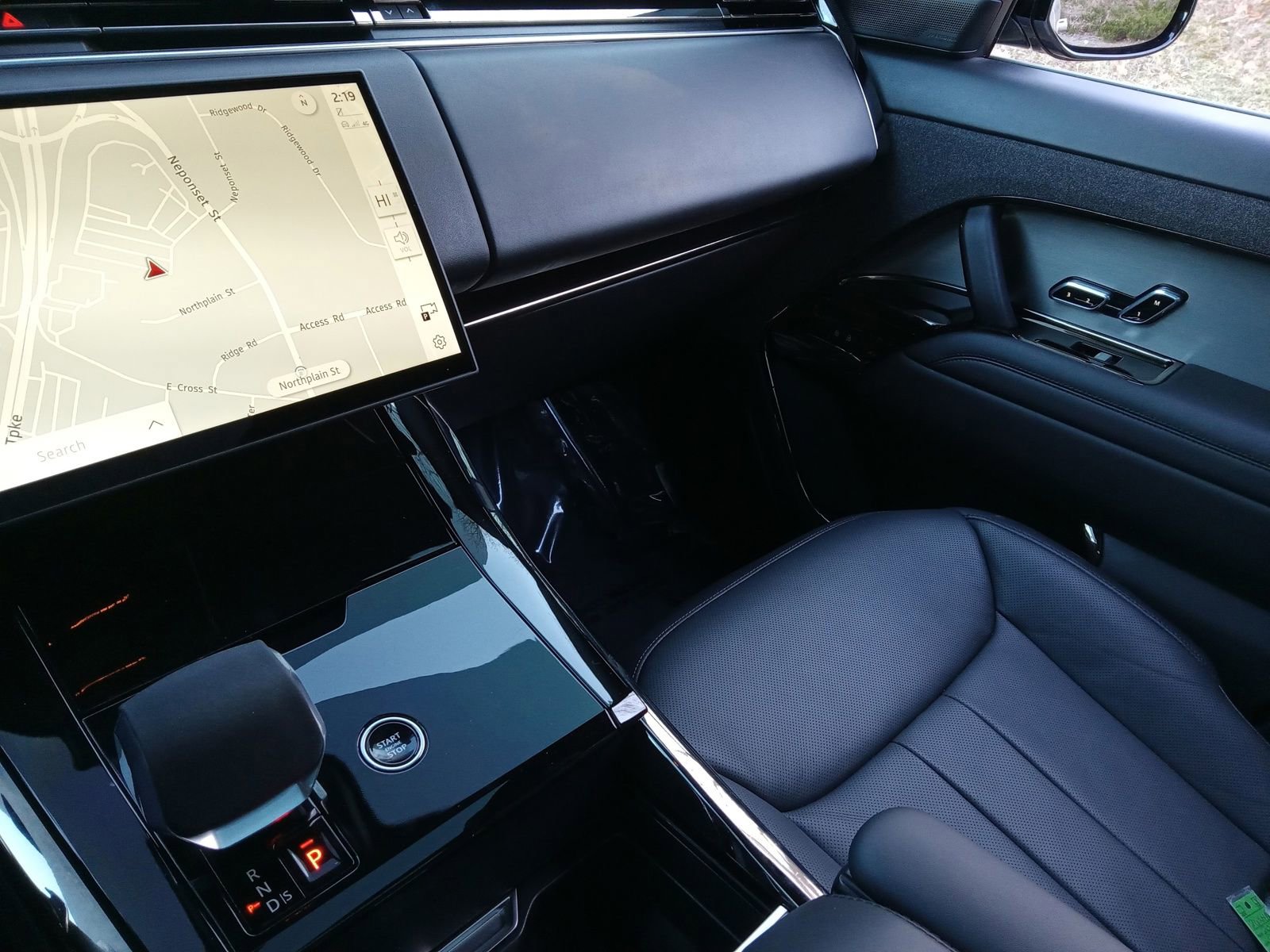 Used 2024 Land Rover Range Rover Sport SE image 20