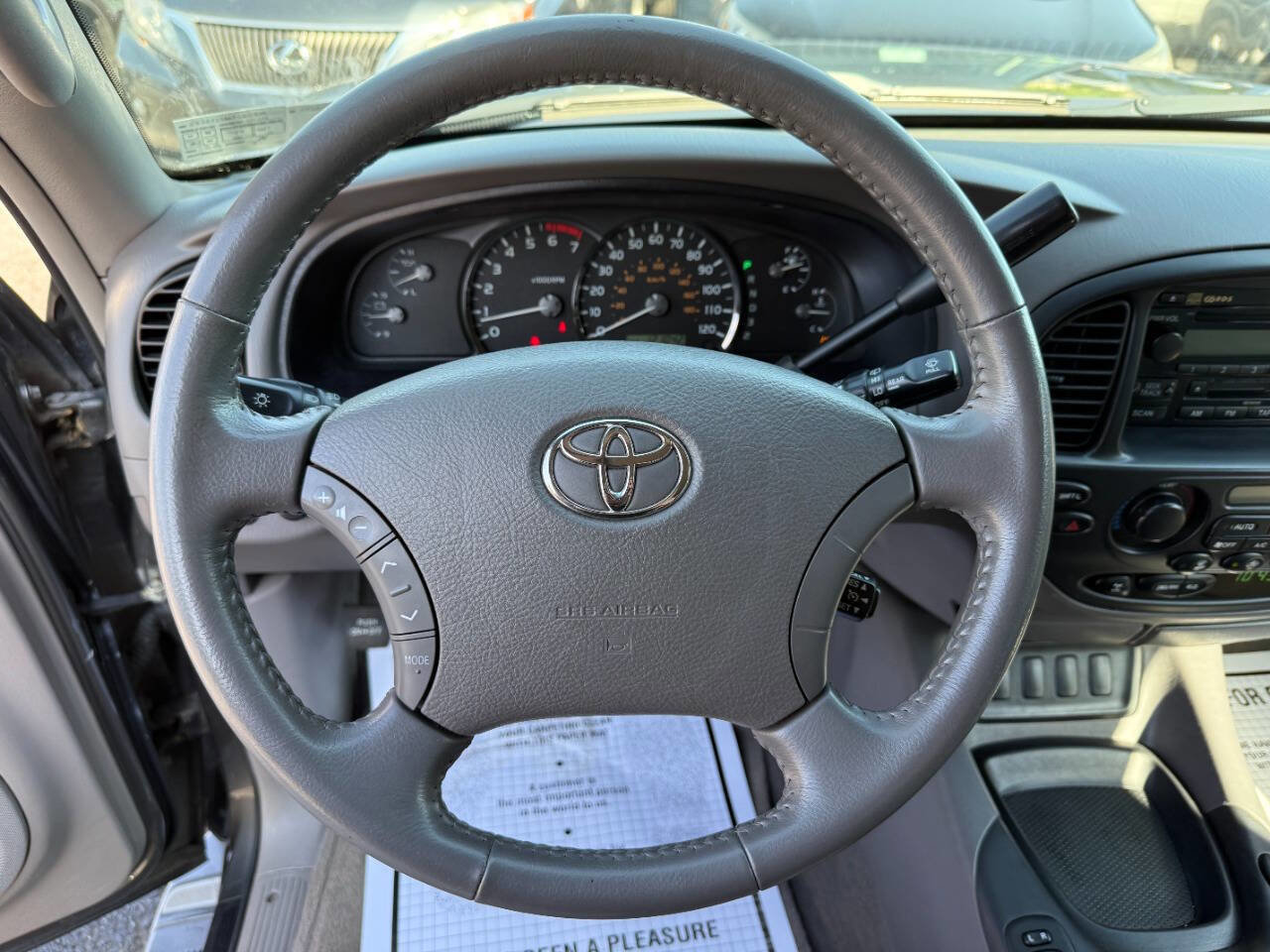 Used 2005 Toyota Sequoia SR5 AWD/4WD image 22