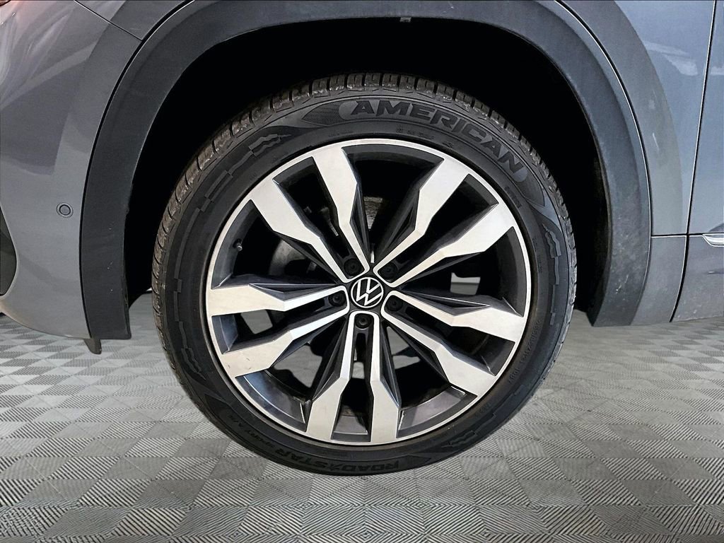 Used 2022 Volkswagen Atlas SEL Premium image 30
