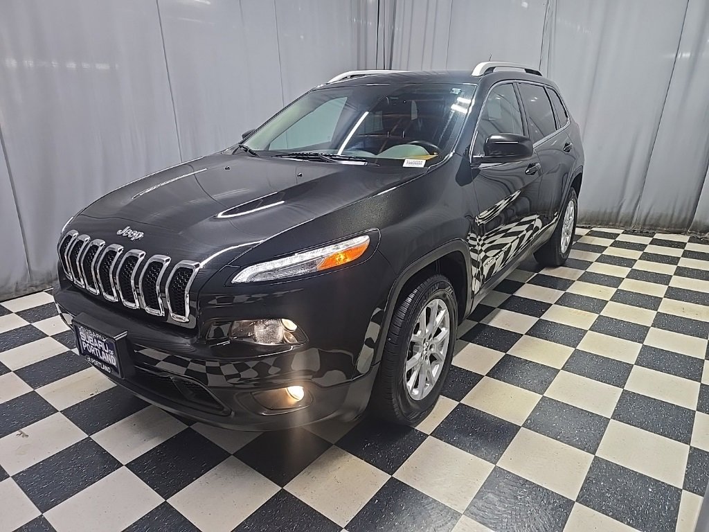 Used 2016 Jeep Cherokee Latitude w/ Cold Weather Group