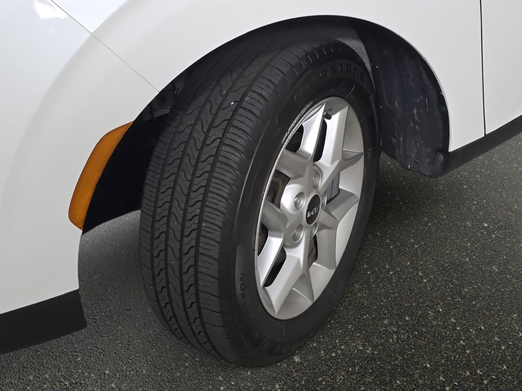 Used 2022 Kia Soul LX w/ Technology Package FWD image 34