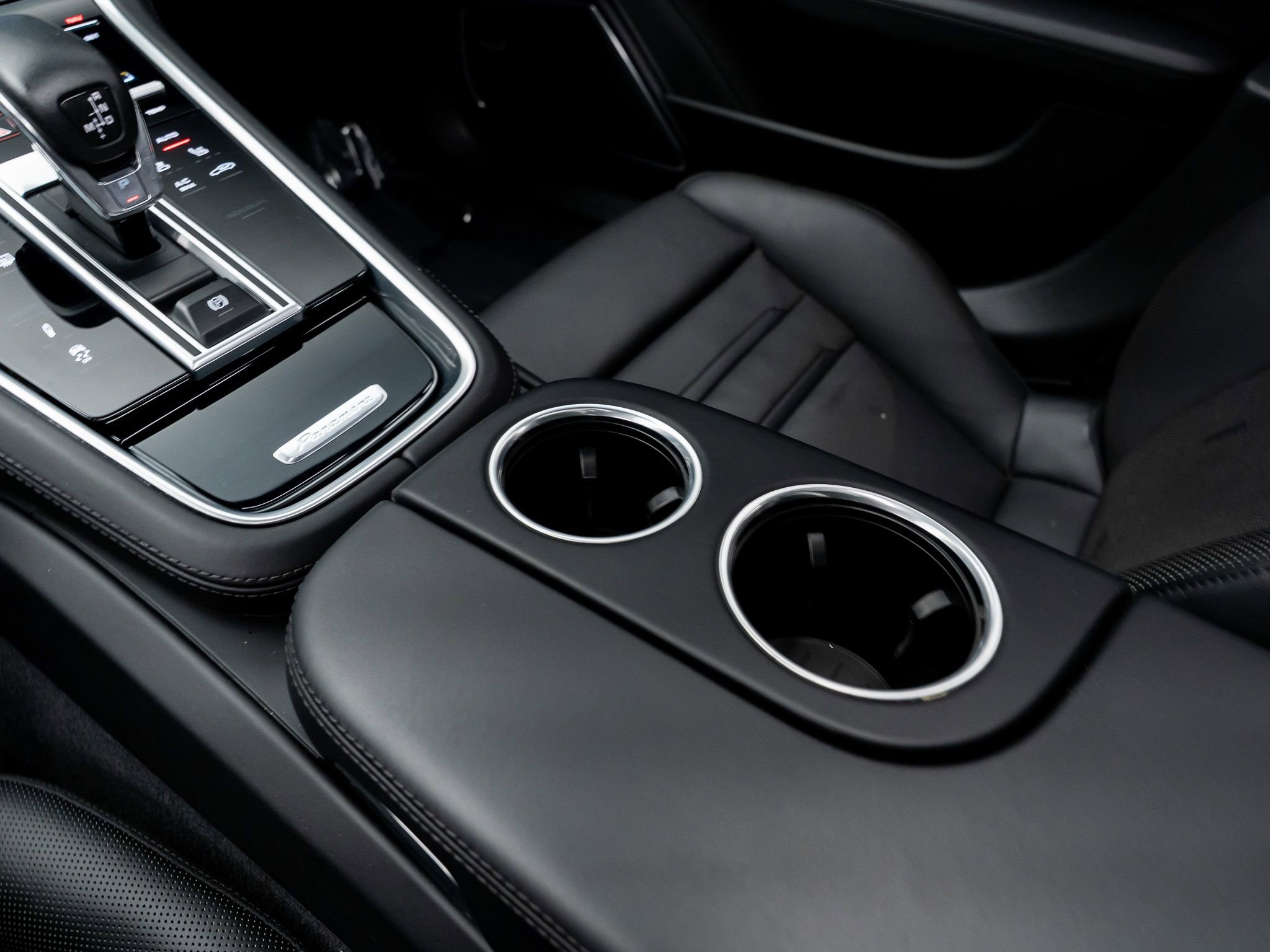 Used 2019 Porsche Panamera GTS w/ Assistance Package image 55