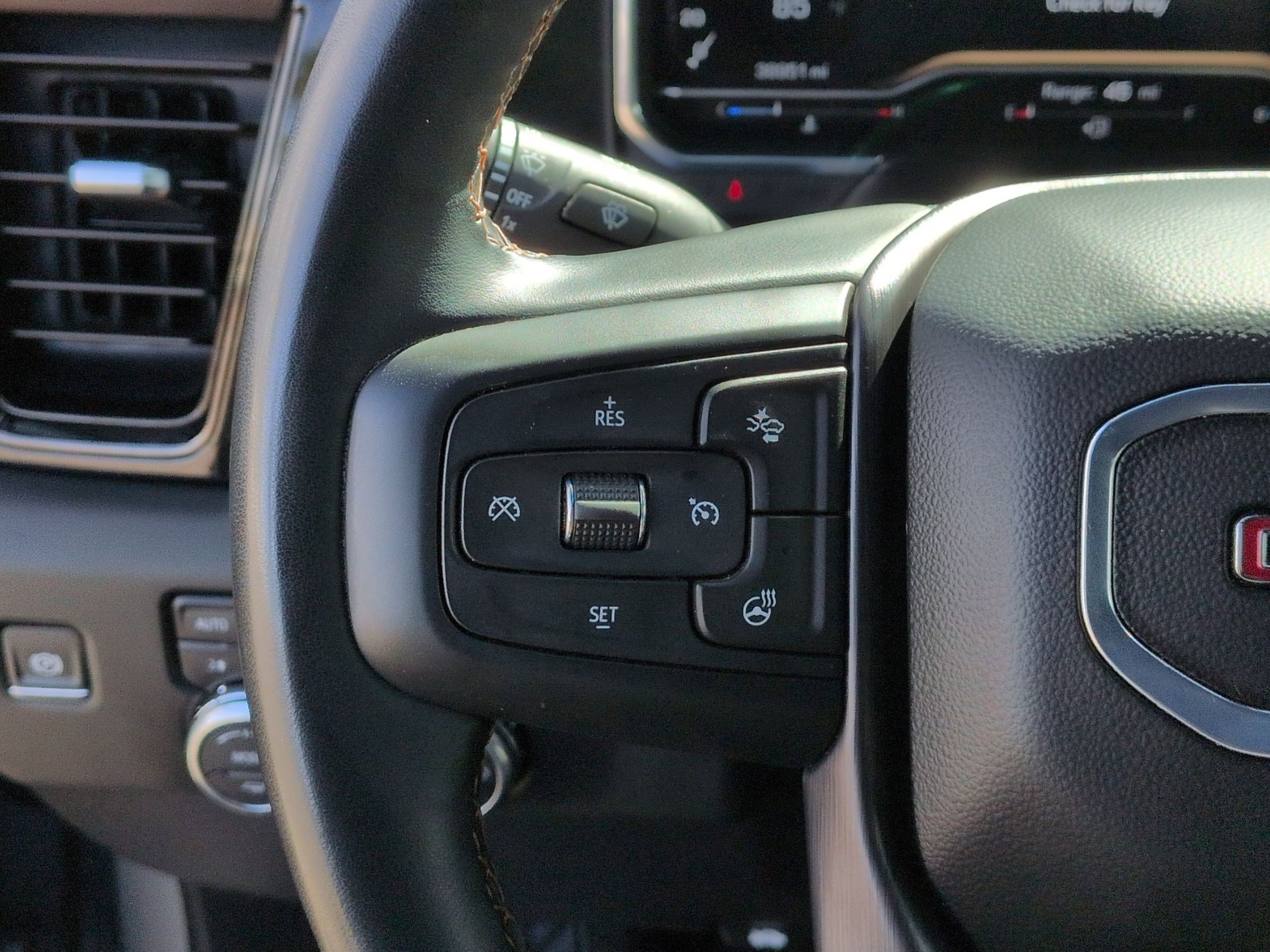 Used 2024 GMC Sierra 2500 AT4 w/ AT4 Premium Plus Package AWD/4WD image 19