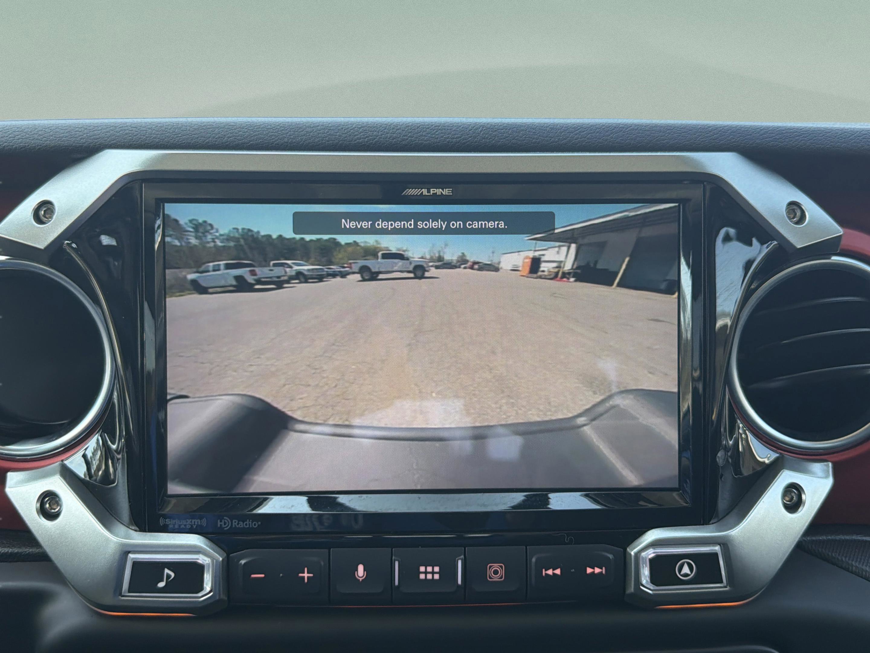 Used 2020 Jeep Gladiator Rubicon image 18