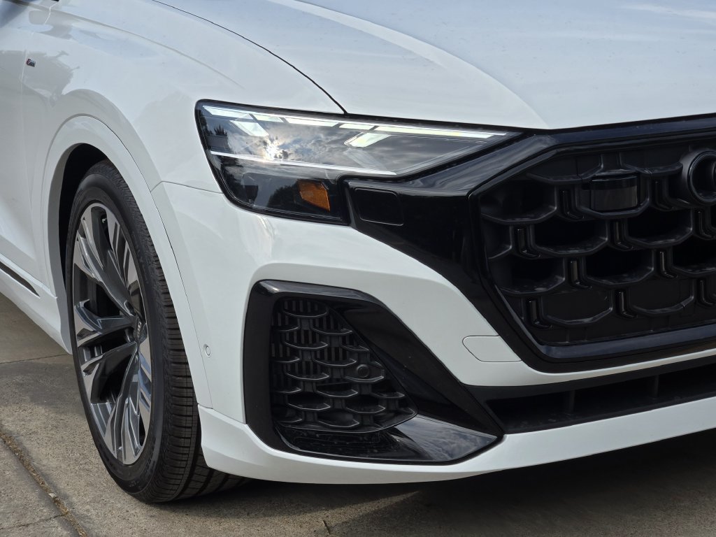 New 2027 Audi Q8 Premium Plus AWD/4WD image 12