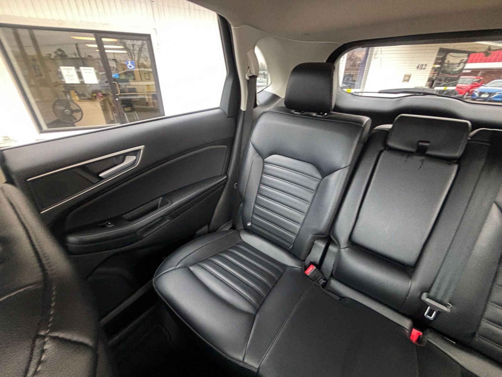 Used 2024 Ford Edge SEL AWD/4WD image 40