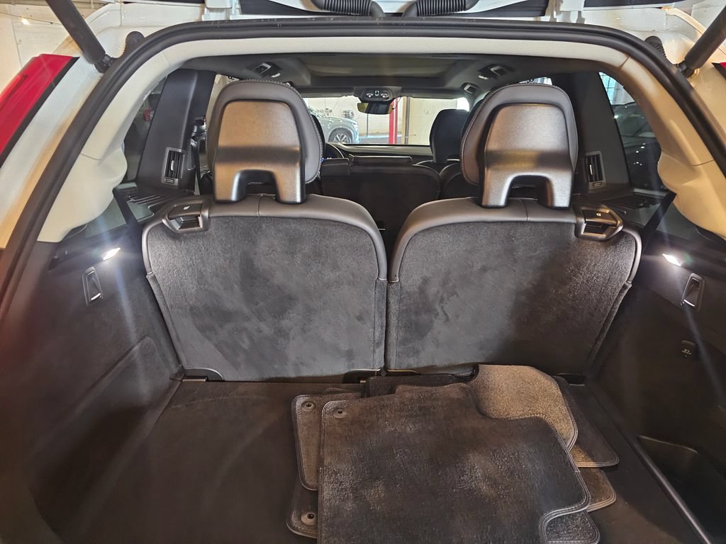 Certified 2024 Volvo XC90 B6 Ultimate AWD/4WD image 7